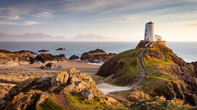 Llyn peninsula hero